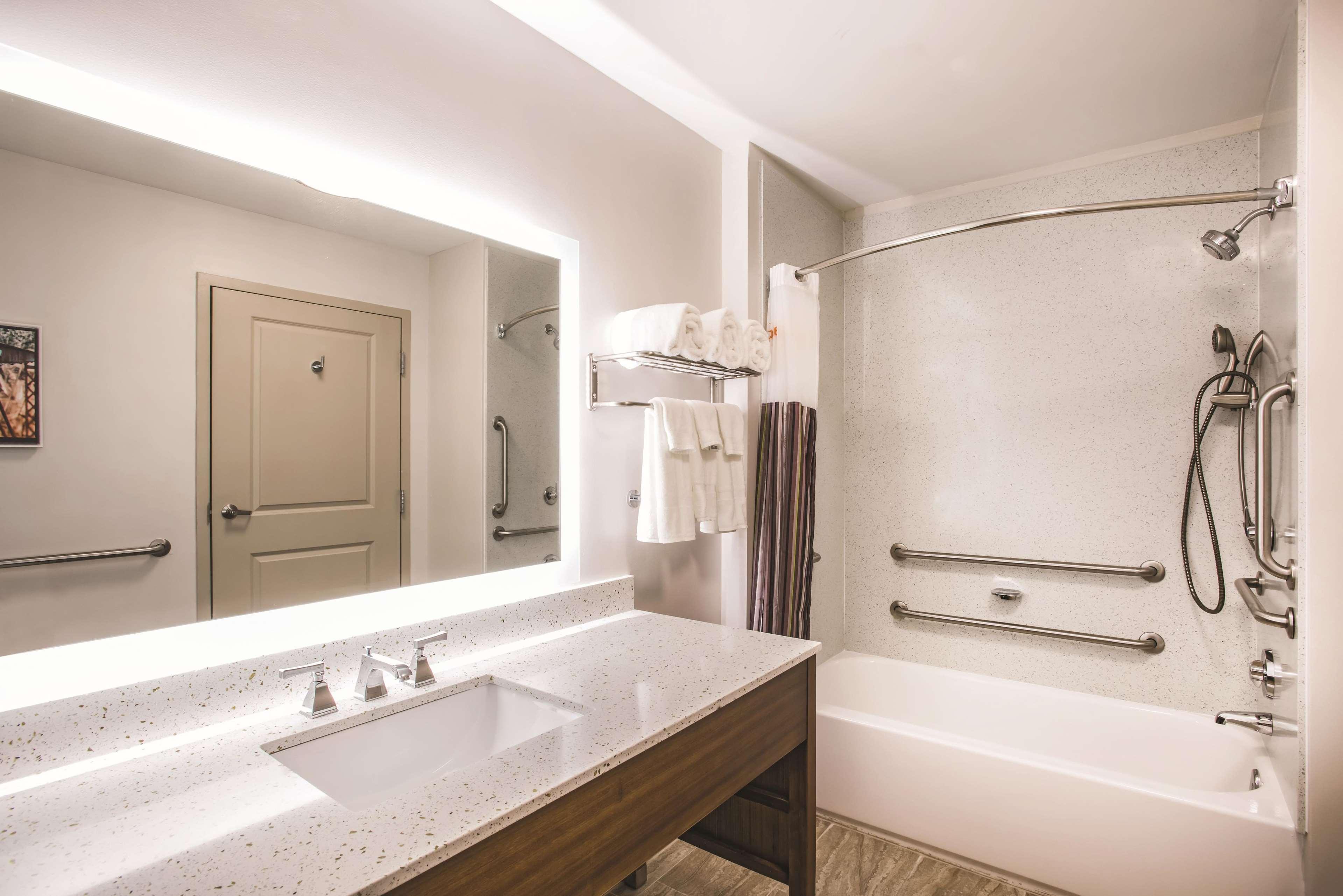 La Quinta By Wyndham Chambersburg Hotel Luaran gambar